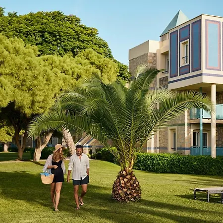 Robinson Pamfilya 4* סייד