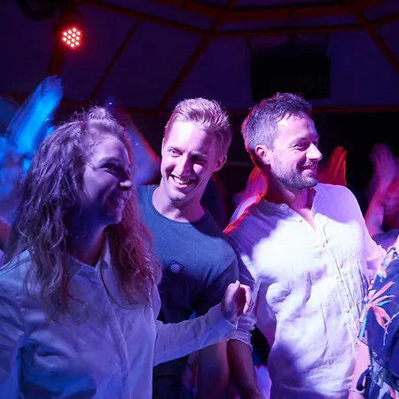 Robinson Pamfilya 4*