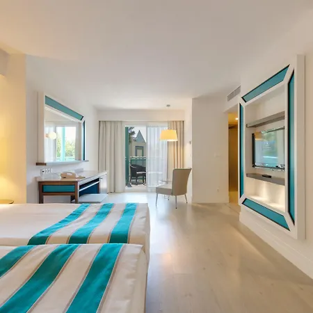 Robinson Pamfilya Resort