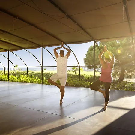 אתר נופש Robinson Pamfilya 4*