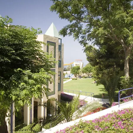 Üdülőközpont Robinson Pamfilya 4*