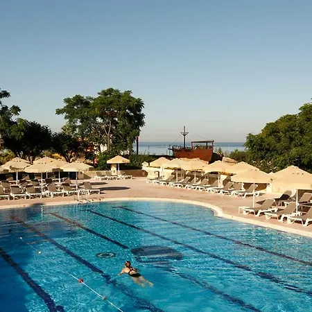 Robinson Pamfilya 4* סייד