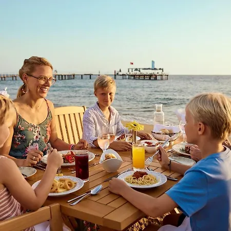 Resort Robinson Pamfilya - Side