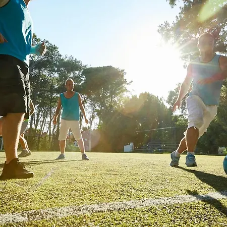 Robinson Pamfilya - 4*